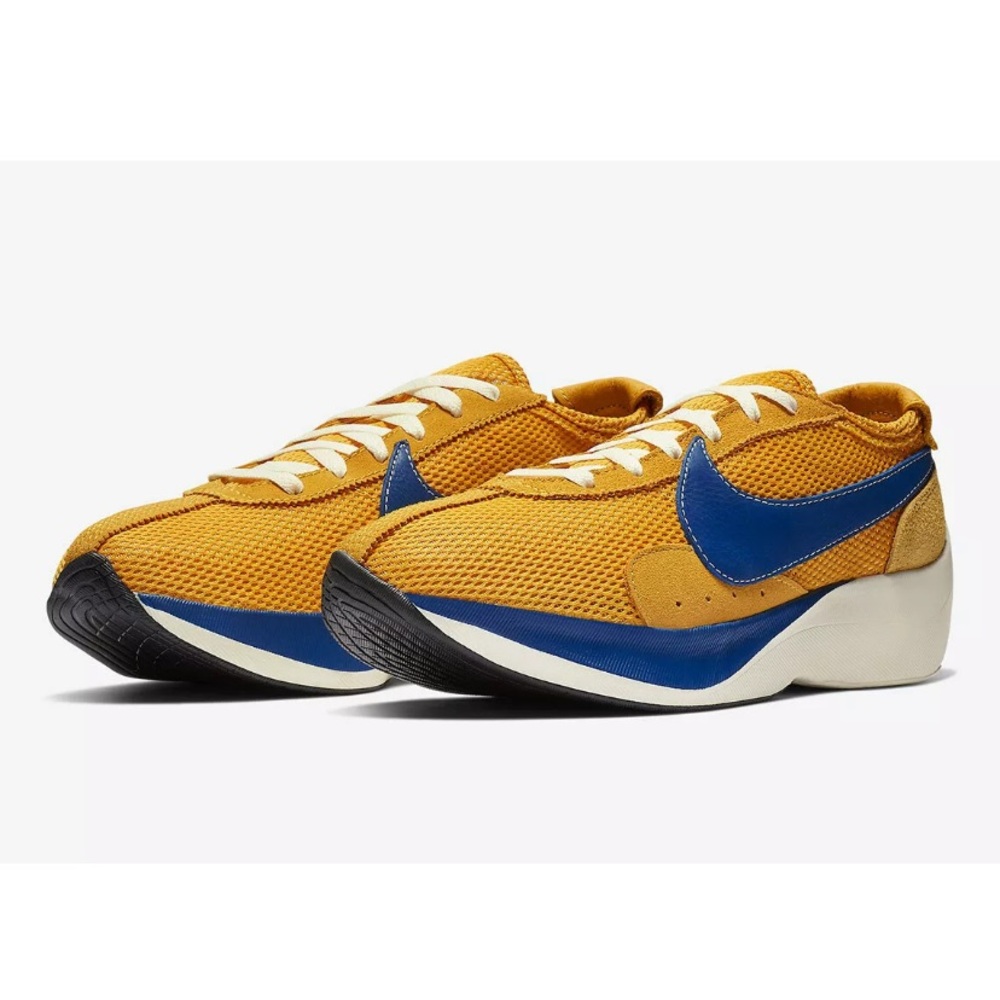Nike Moon Racers QS Running Sneakers